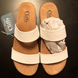 White cliffs sandals new